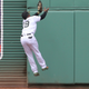 Illustration for article titled This Jackie Bradley Jr. Over-The-Shoulder Circus Catch Is Totally Unfair